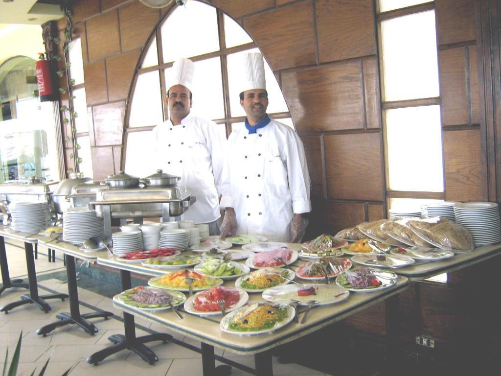 King Akhenaton Hotel อัล มินยา ภายนอก รูปภาพ